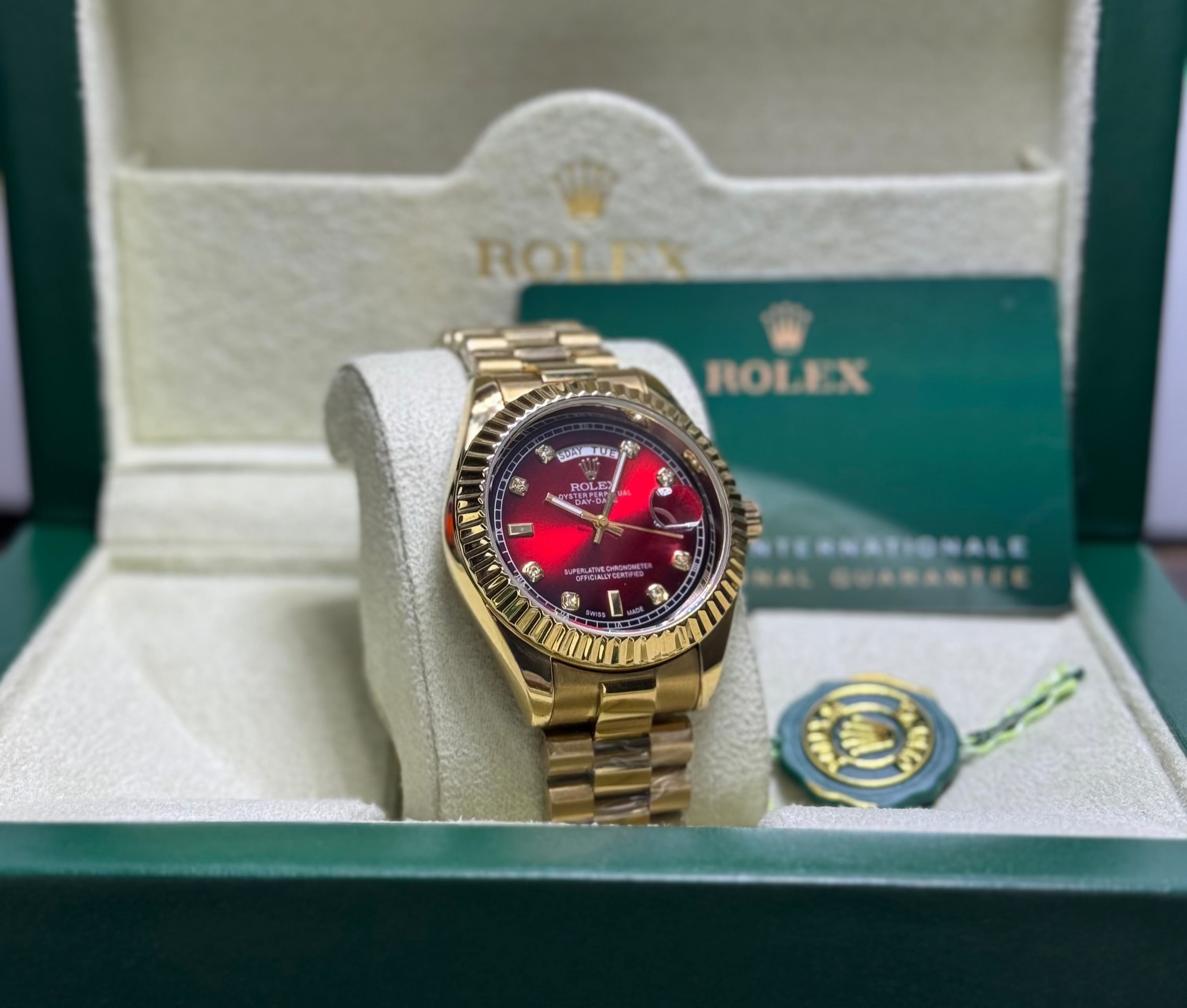 Rolex Golden With Red Dail Day&Date
